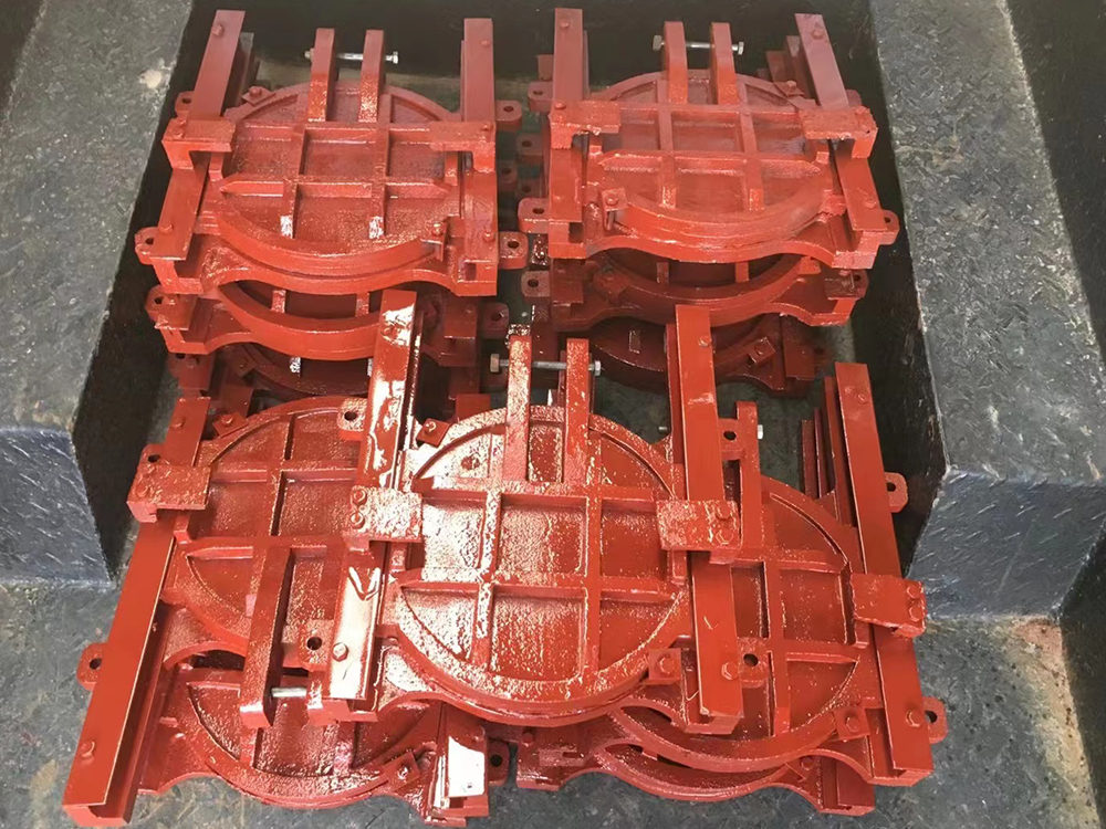 	铸铁闸门